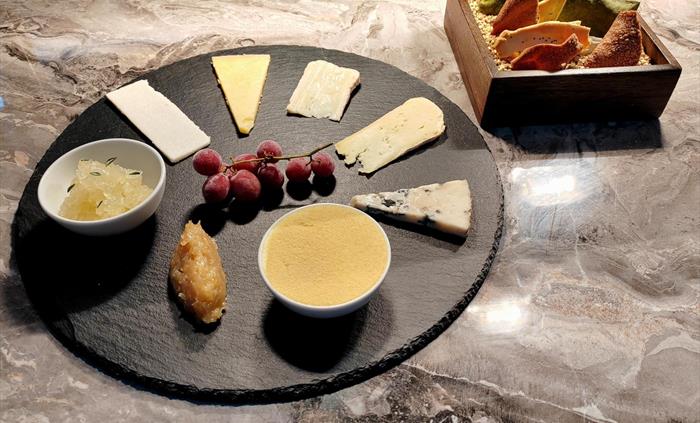 Local Welsh cheeses with homemade chutney and crackers